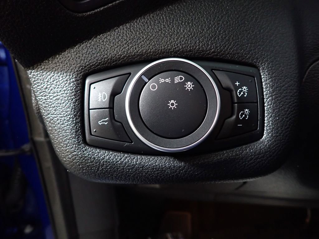 Used 2018 Ford Escape SE w/ SE Sync 3 Package AWD/4WD image 26