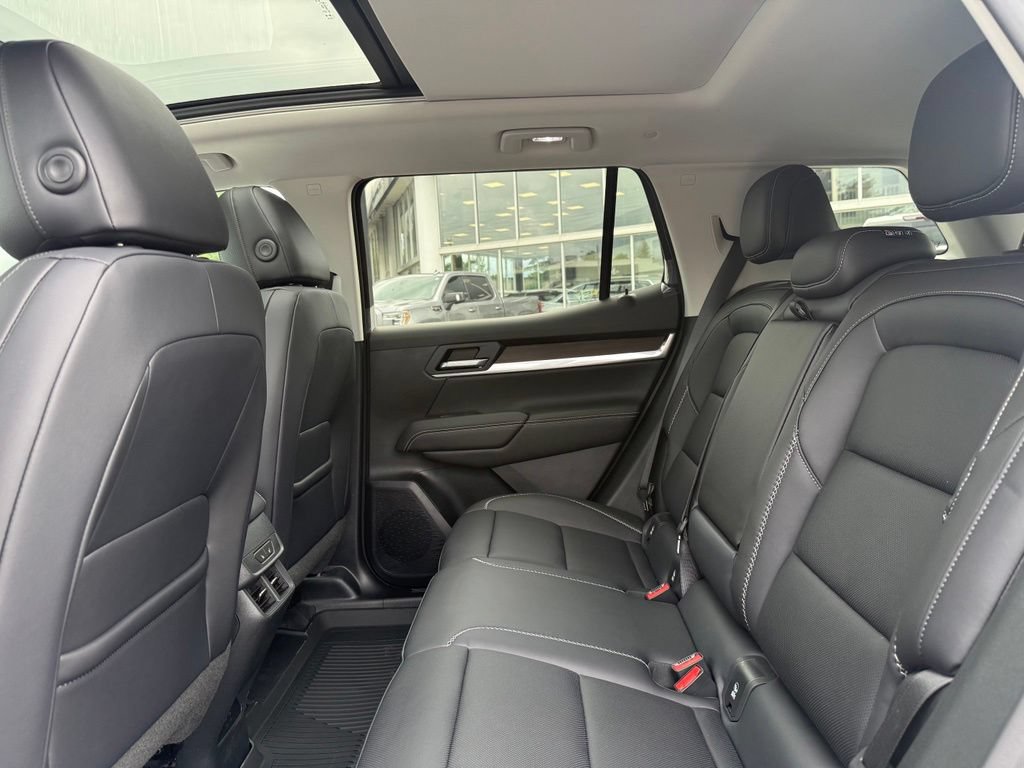 New 2027 GMC Terrain Denali w/ LPO, Floor Liner Package AWD/4WD image 18