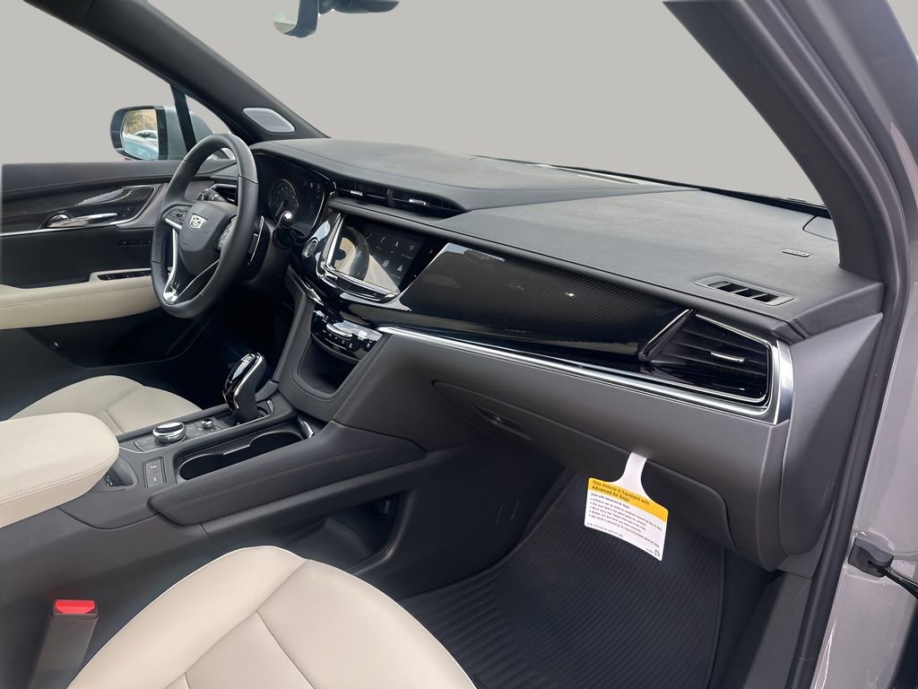 New 2025 Cadillac XT6 Sport w/ Technology Package image 12
