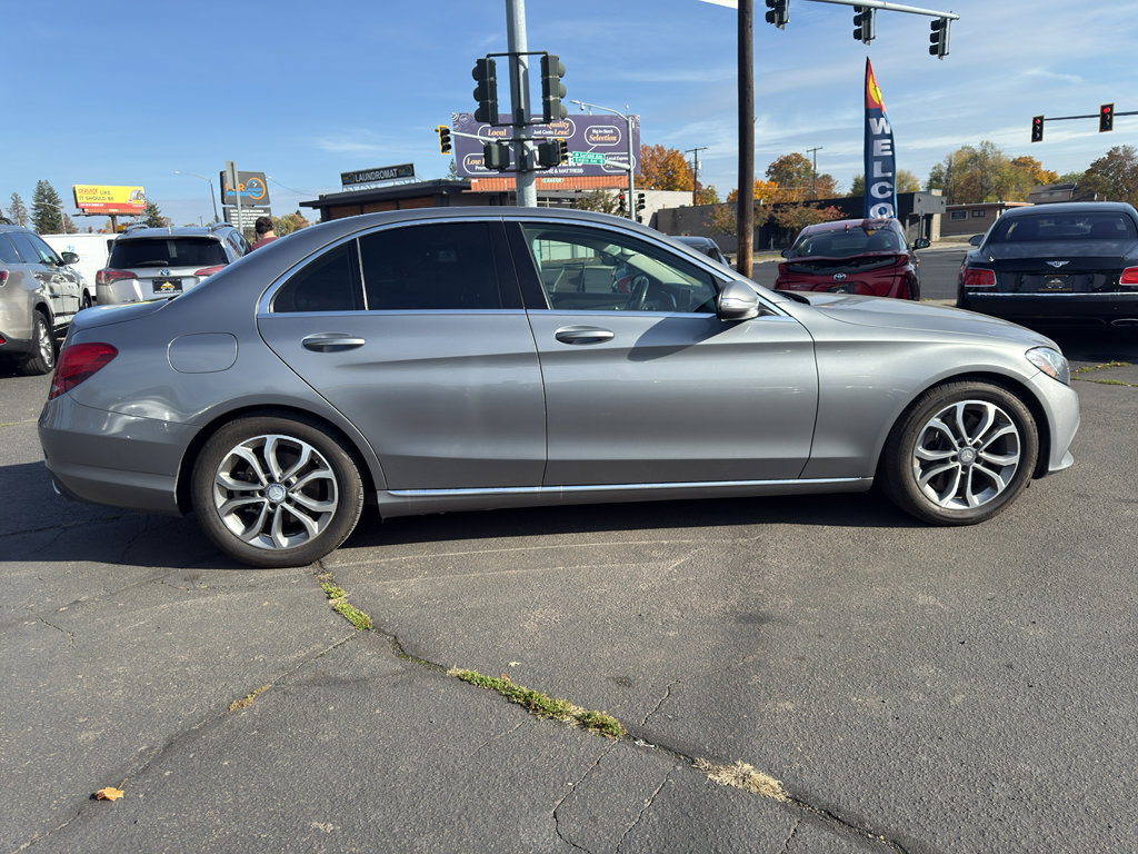 Used 2015 Mercedes-Benz C 300 Sedan image 6