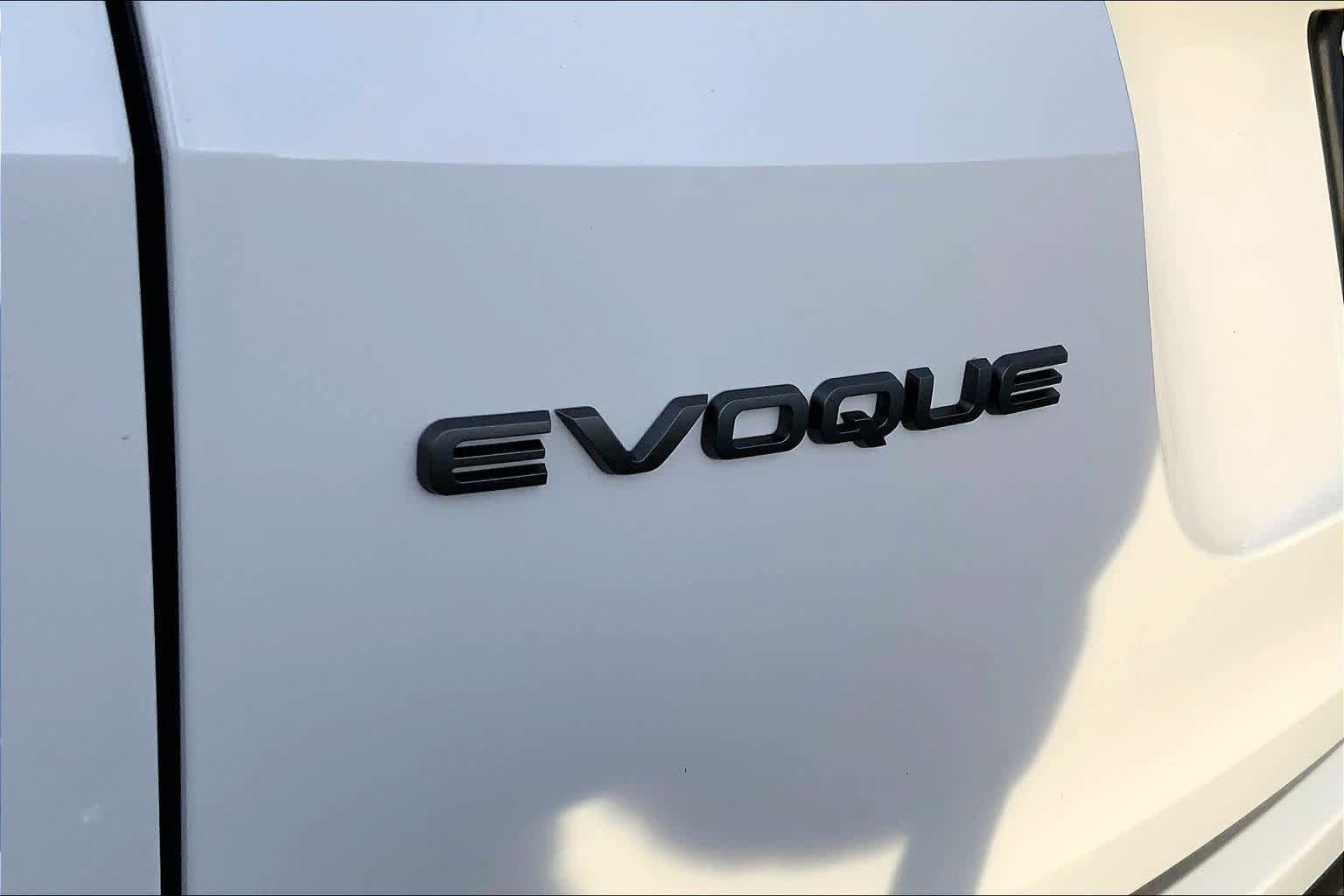 New 2026 Land Rover Range Rover Evoque S AWD/4WD image 15