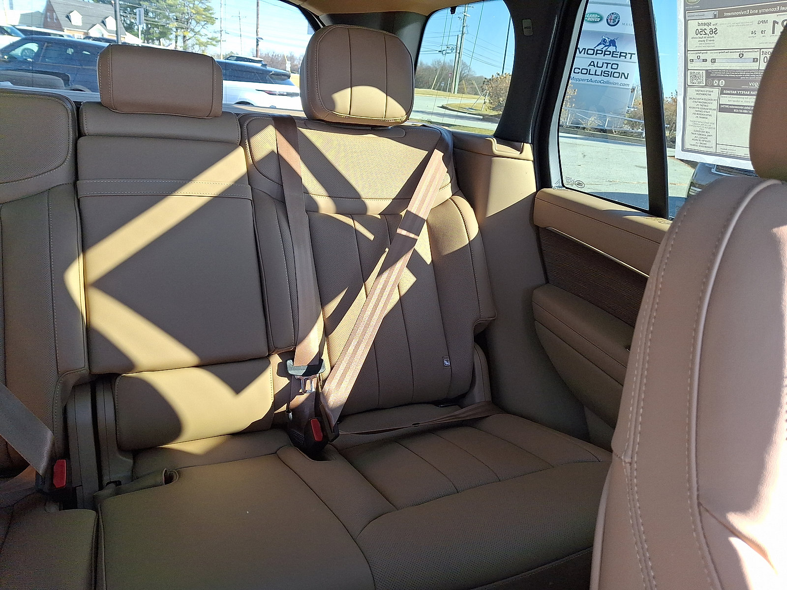 New 2026 Land Rover Range Rover SE image 17