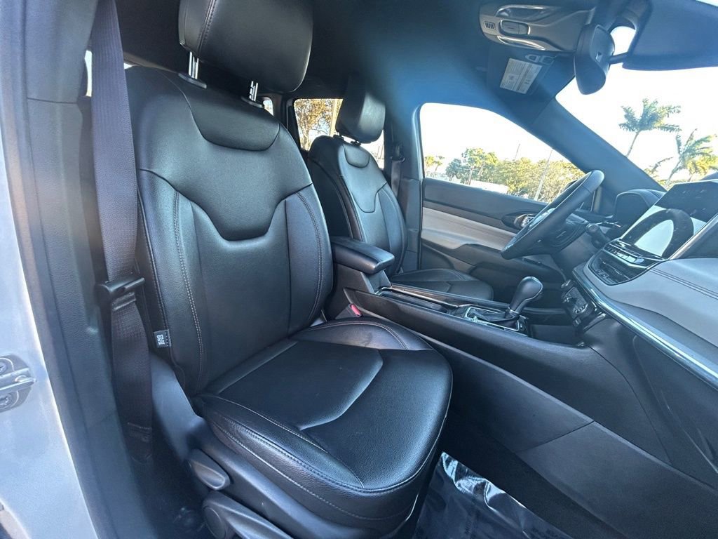 Used 2024 Jeep Compass Limited AWD/4WD image 27