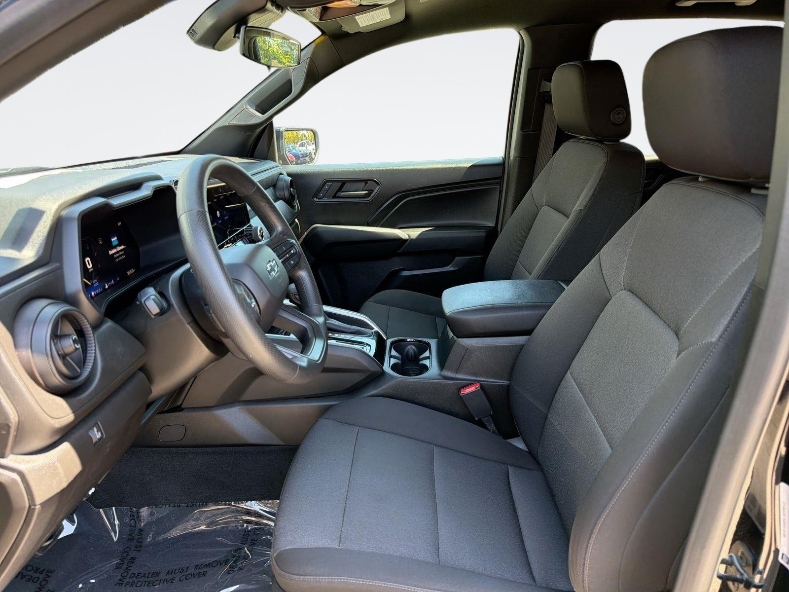 Used 2024 Chevrolet Colorado Trail Boss AWD/4WD image 20