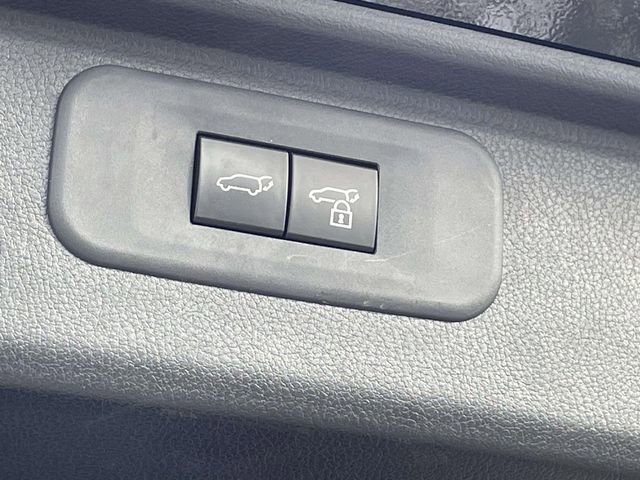 Used 2025 Toyota Grand Highlander AWD image 11