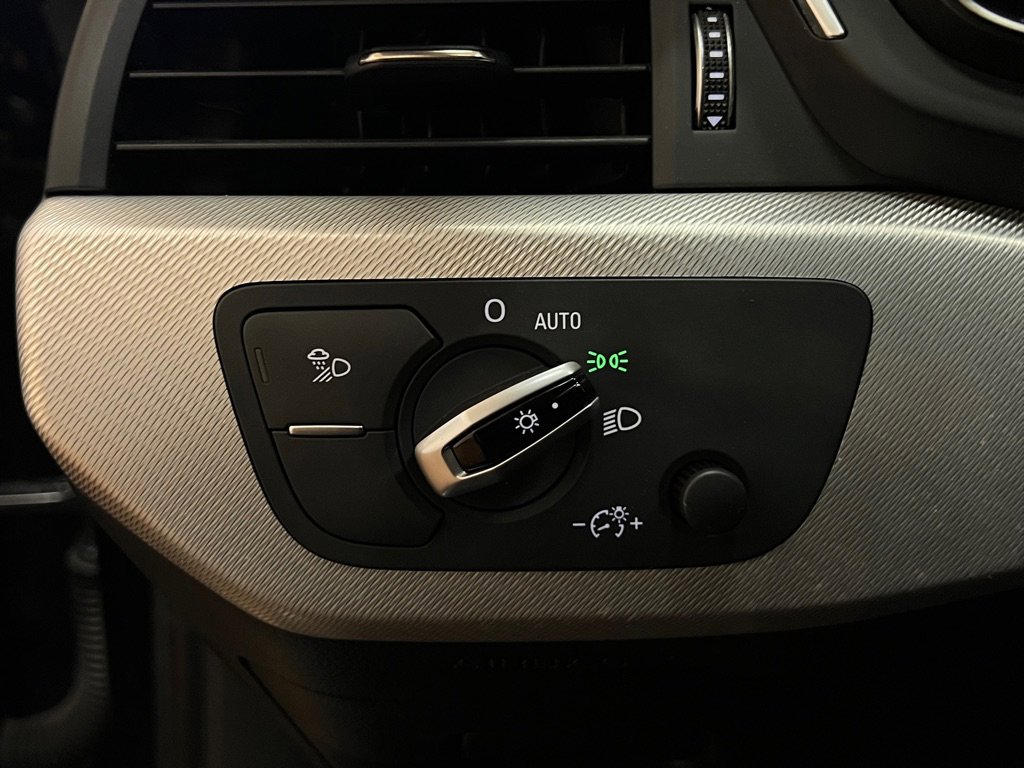 Used 2018 Audi A4 2.0T Ultra Premium image 19