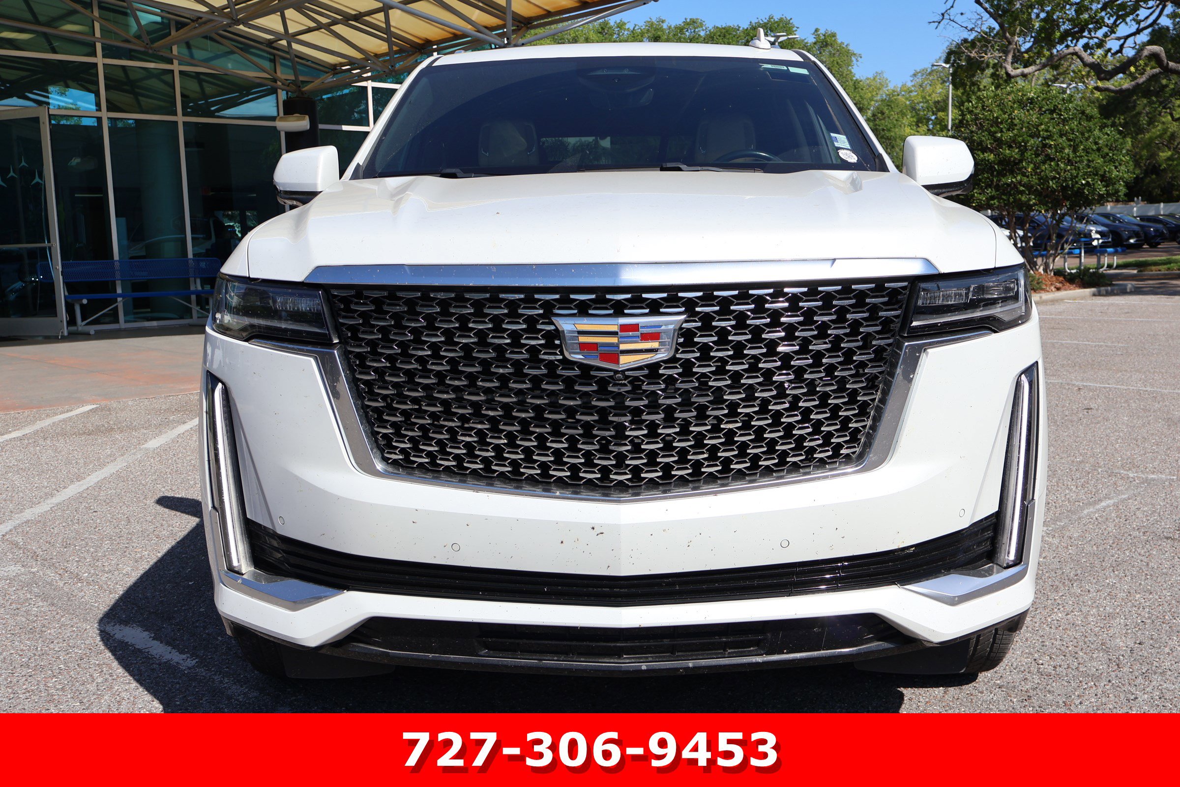 Used 2021 Cadillac Escalade Premium Luxury RWD image 11
