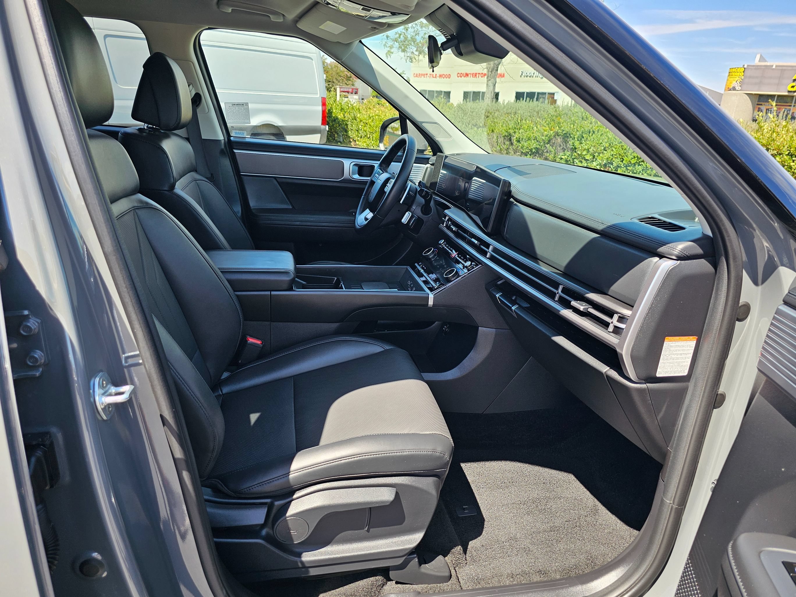 Used 2026 Hyundai Santa Fe SEL FWD image 31