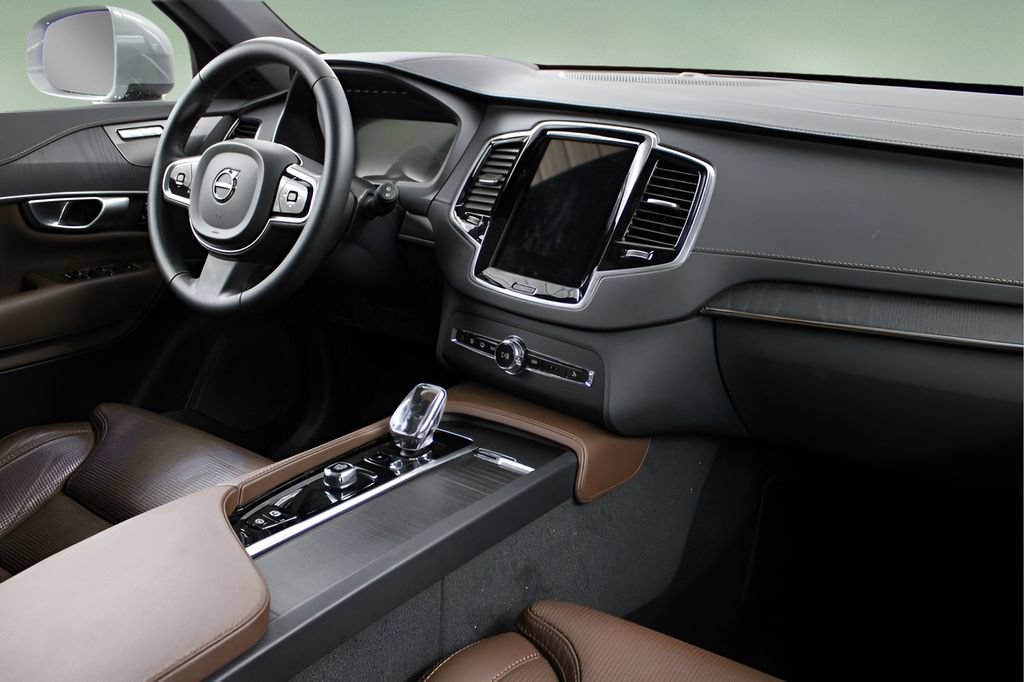 Used 2024 Volvo XC90 B6 Ultimate w/ Protection Package Premier AWD/4WD image 18