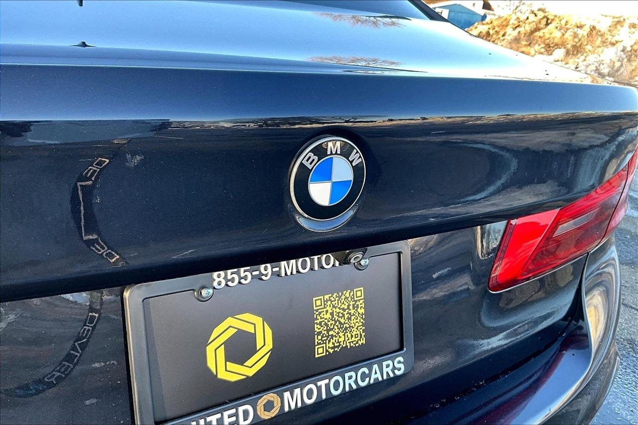 Used 2018 BMW 540i xDrive 540i xDrive w/ M Sport Package image 24