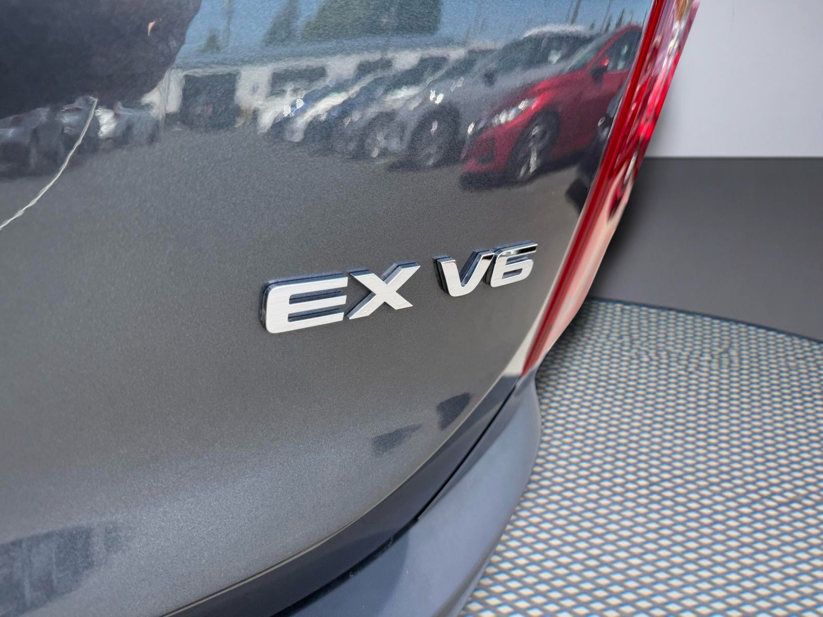 Used 2020 Kia Telluride EX AWD/4WD image 7