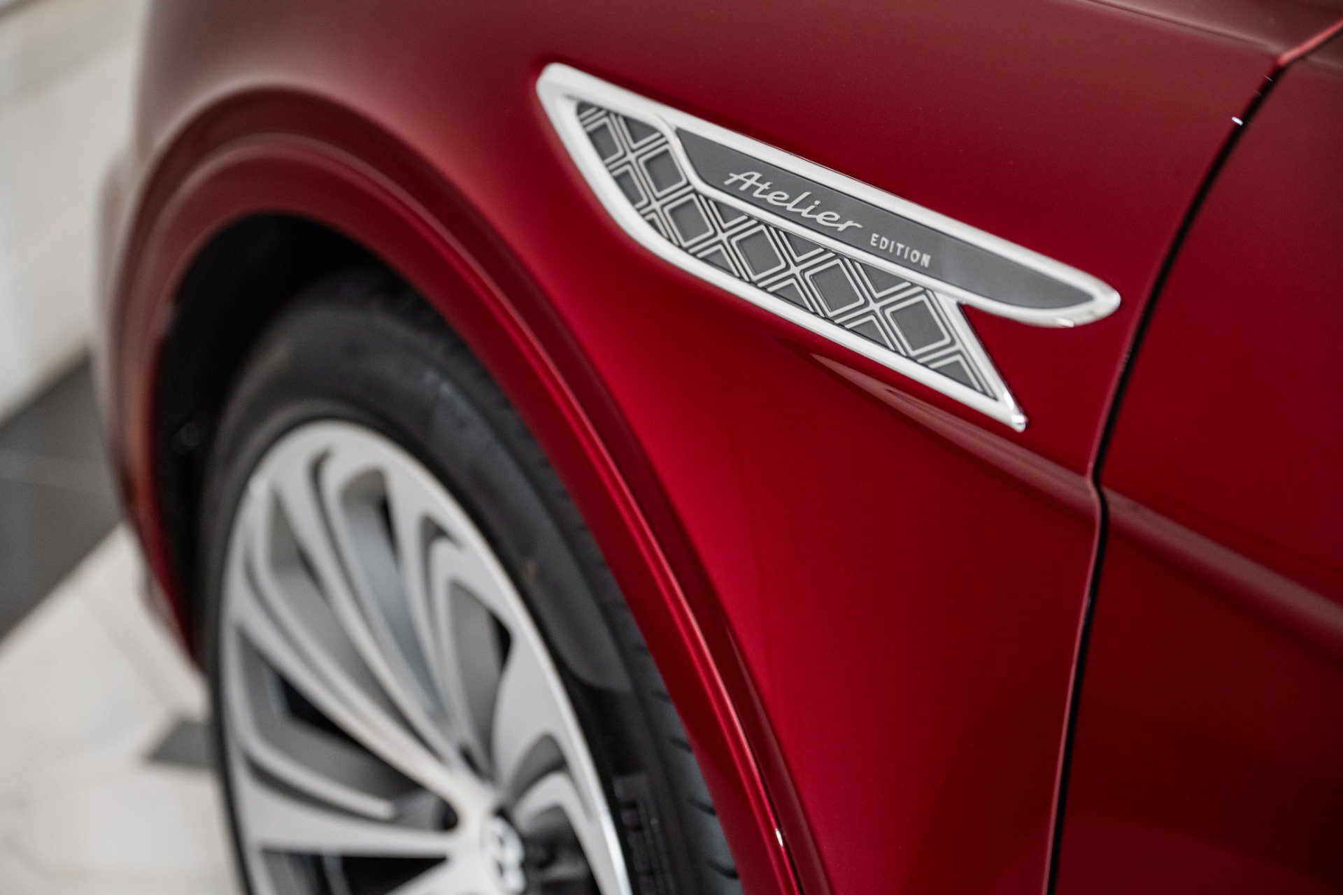 New 2025 Bentley Bentayga image 14