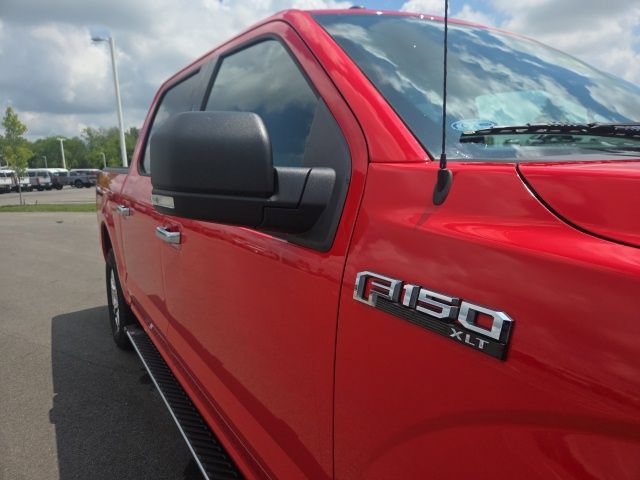 Used 2017 Ford F150 XLT w/ Equipment Group 302A Luxury AWD/4WD image 5
