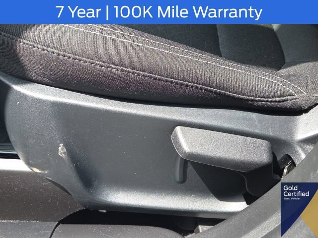 Used 2025 Ford Escape Active AWD/4WD image 28