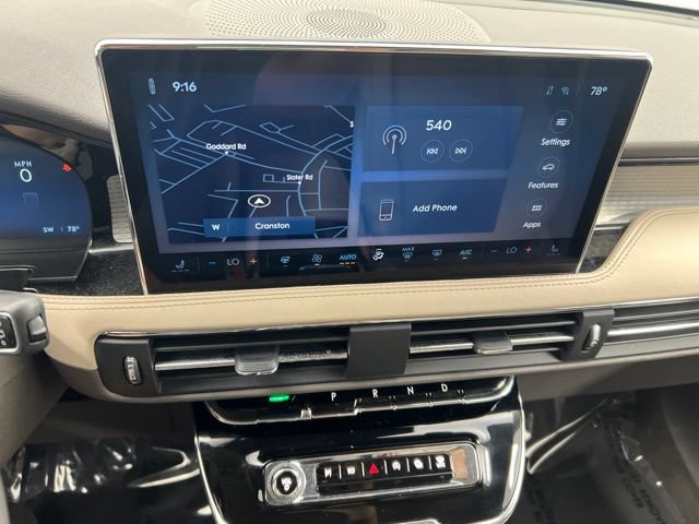 Certified 2023 Lincoln Corsair AWD w/ Equipment Group 101A image 18