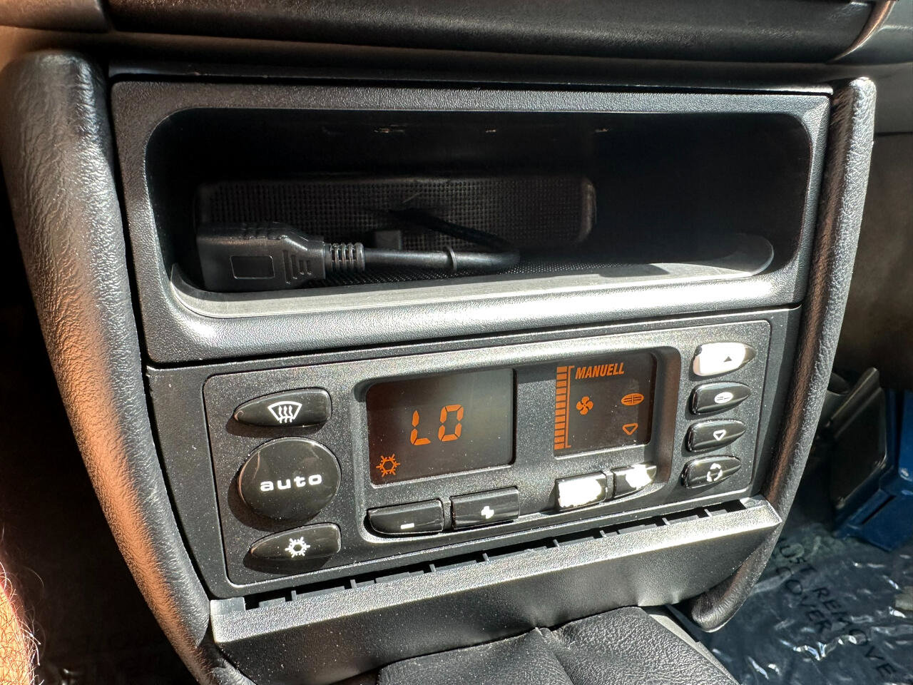 Used 2001 Porsche 911 Carrera image 31