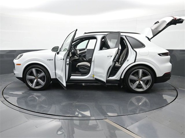 New 2025 Porsche Cayenne E-Hybrid image 26