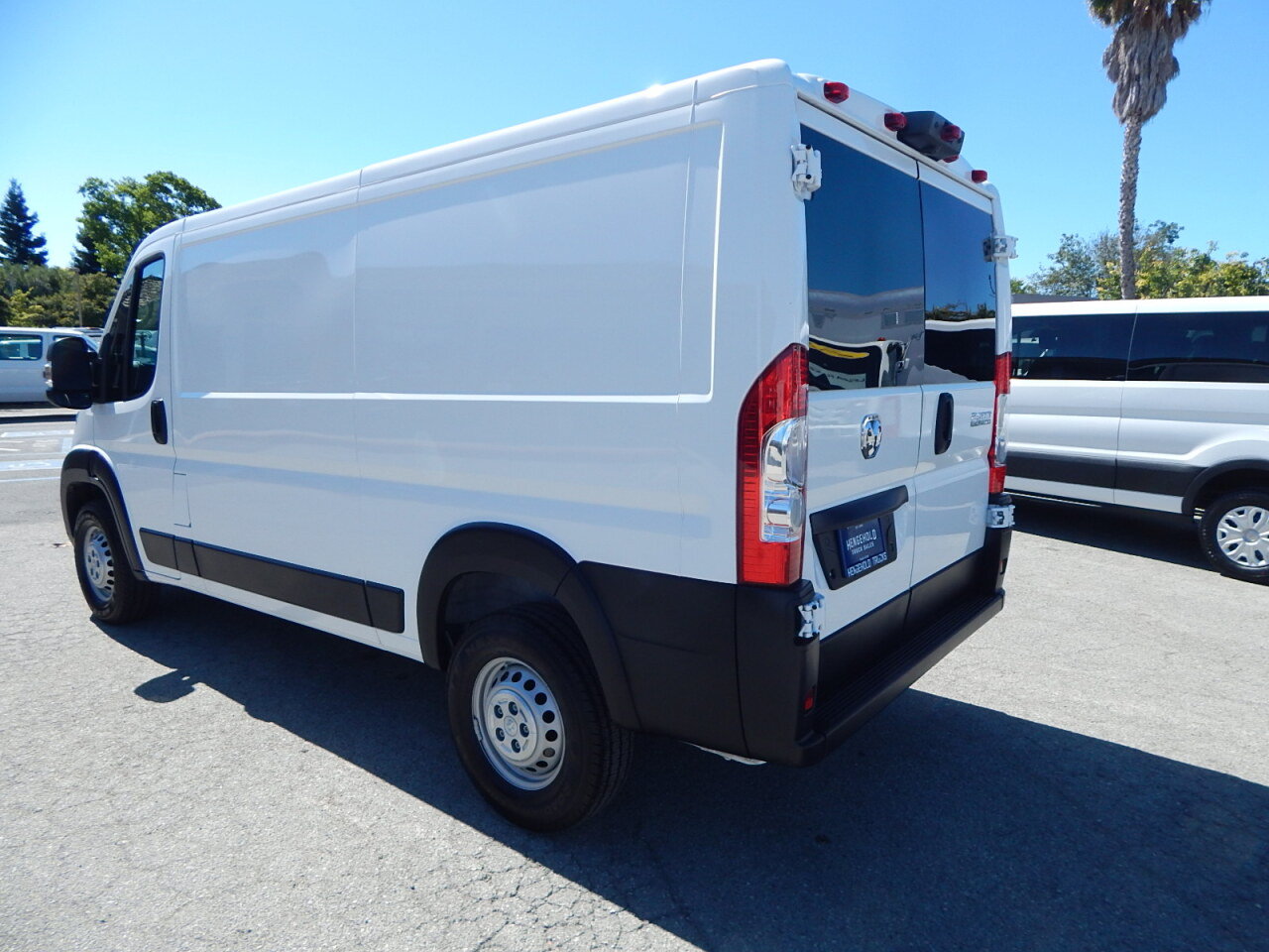 Used 2025 RAM ProMaster 2500 w/ U-Haul Equipment Group FWD image 6