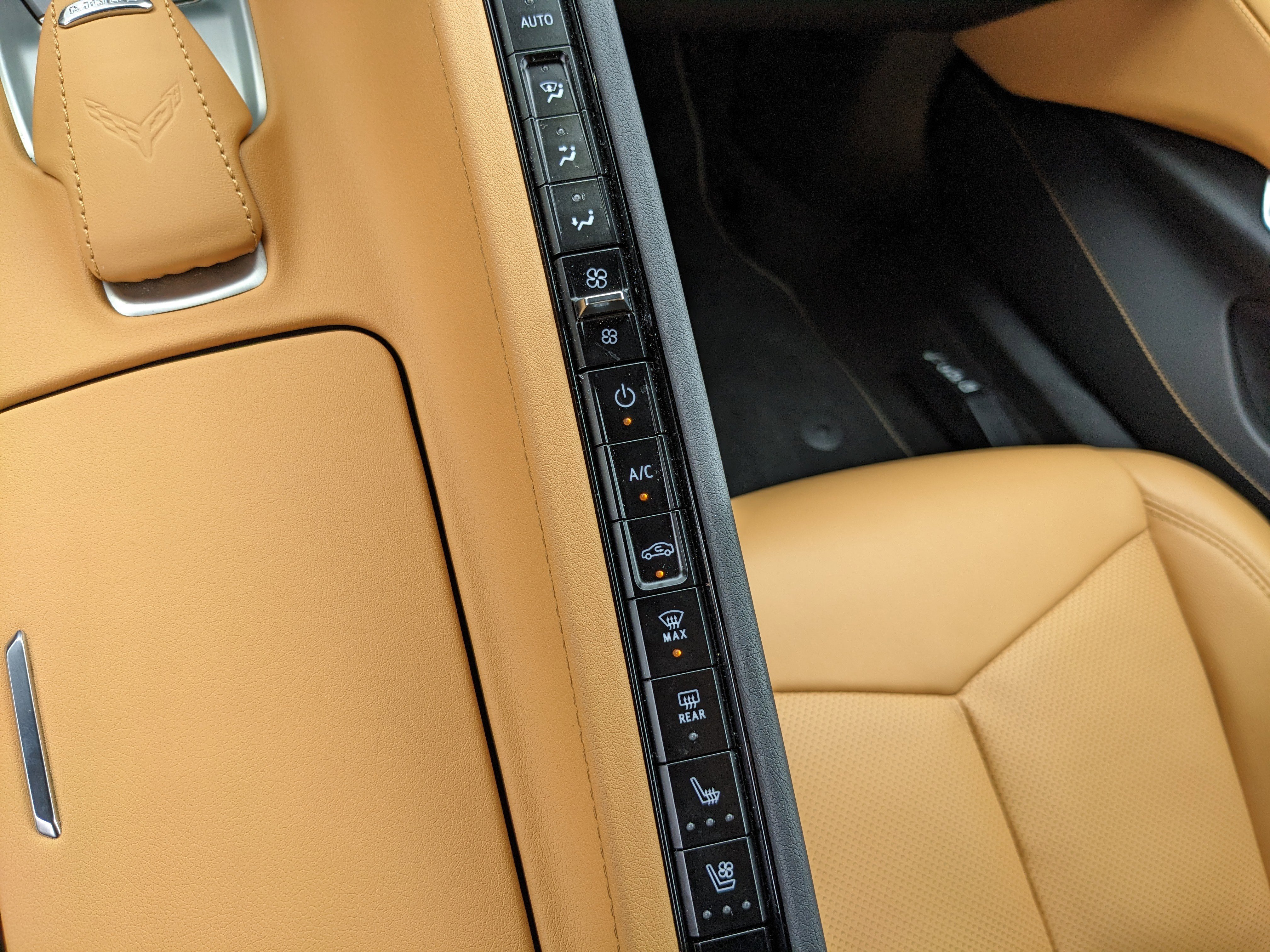 Used 2025 Chevrolet Corvette 2LT image 29