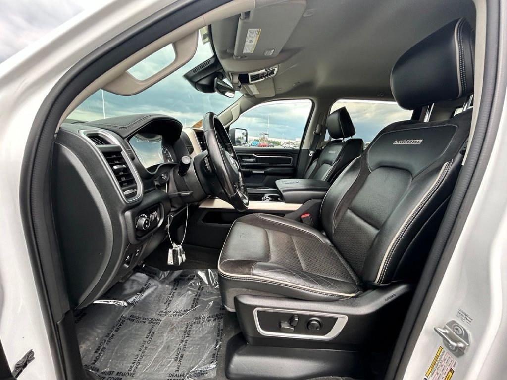 Used 2022 RAM 1500 Laramie AWD/4WD image 14