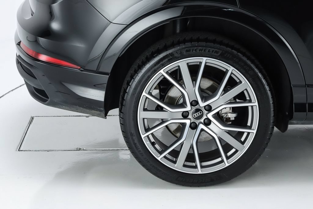Used 2025 Audi Q3 2.0T Premium Plus AWD/4WD image 17