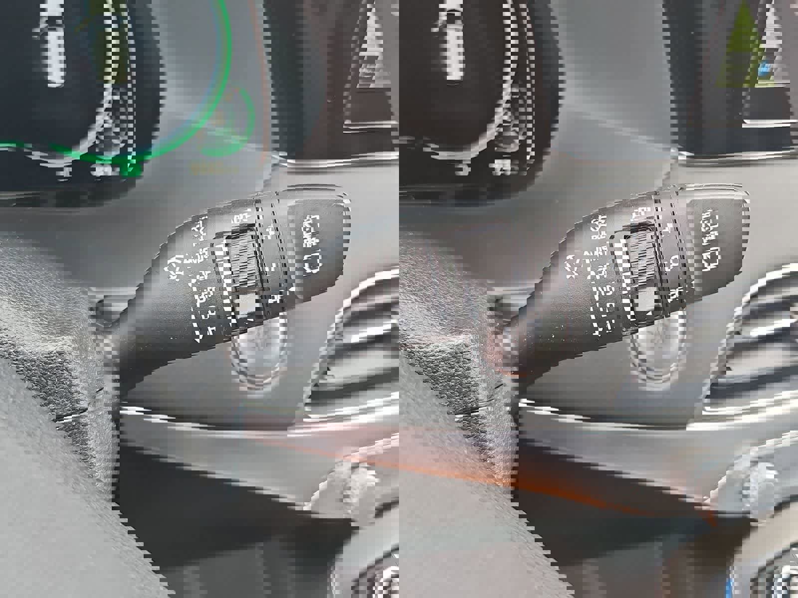 Used 2022 Hyundai Palisade Calligraphy w/ Winter Package image 26