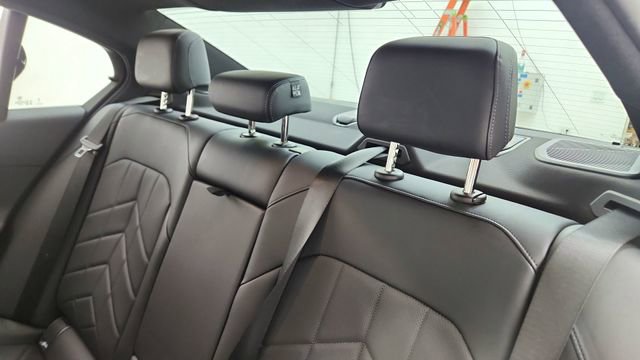 Used 2026 BMW 550e xDrive image 31