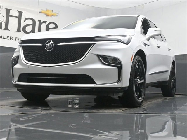 Used 2023 Buick Enclave Essence w/ Experience Buick Package image 4