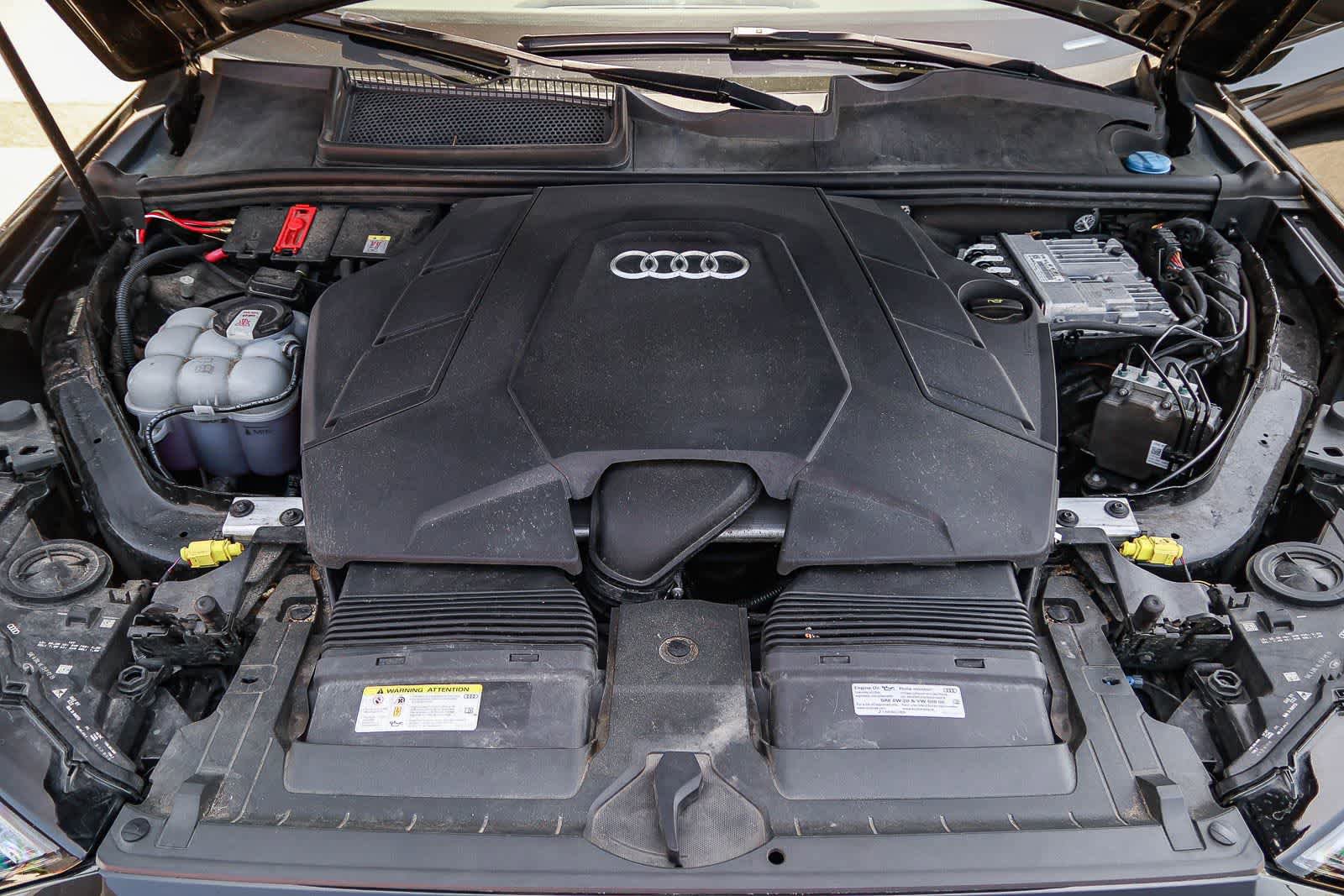 Used 2022 Audi Q7 3.0T Premium Plus w/ Premium Plus Package AWD/4WD image 30