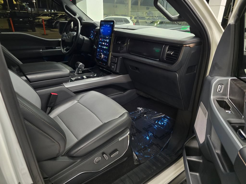 Used 2023 Ford F150 Lightning Lariat AWD/4WD image 43