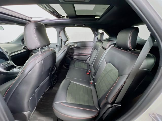 Used 2022 Ford Edge ST-Line w/ Class II Trailer Tow Package image 23