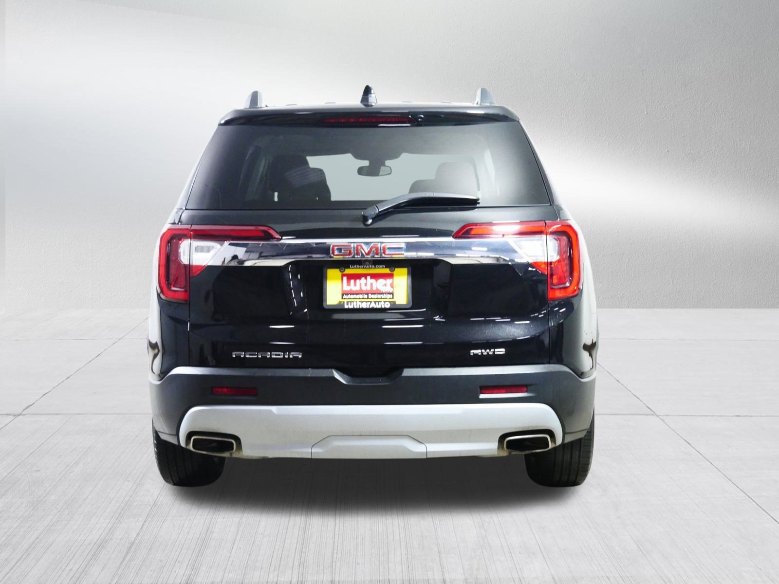 Used 2023 GMC Acadia SLT w/ Technology Package image 6