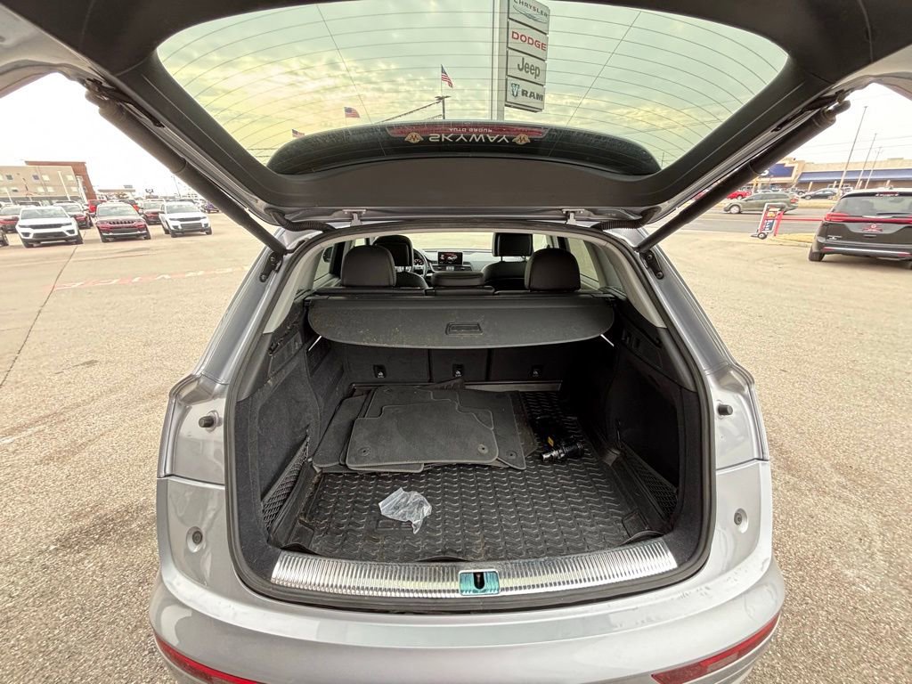 Used 2018 Audi Q5 Prestige w/ Prestige Package image 7