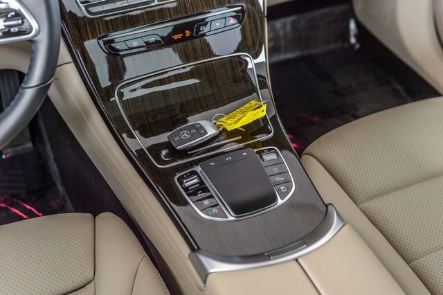 Used 2021 Mercedes-Benz GLC 300 4MATIC image 35