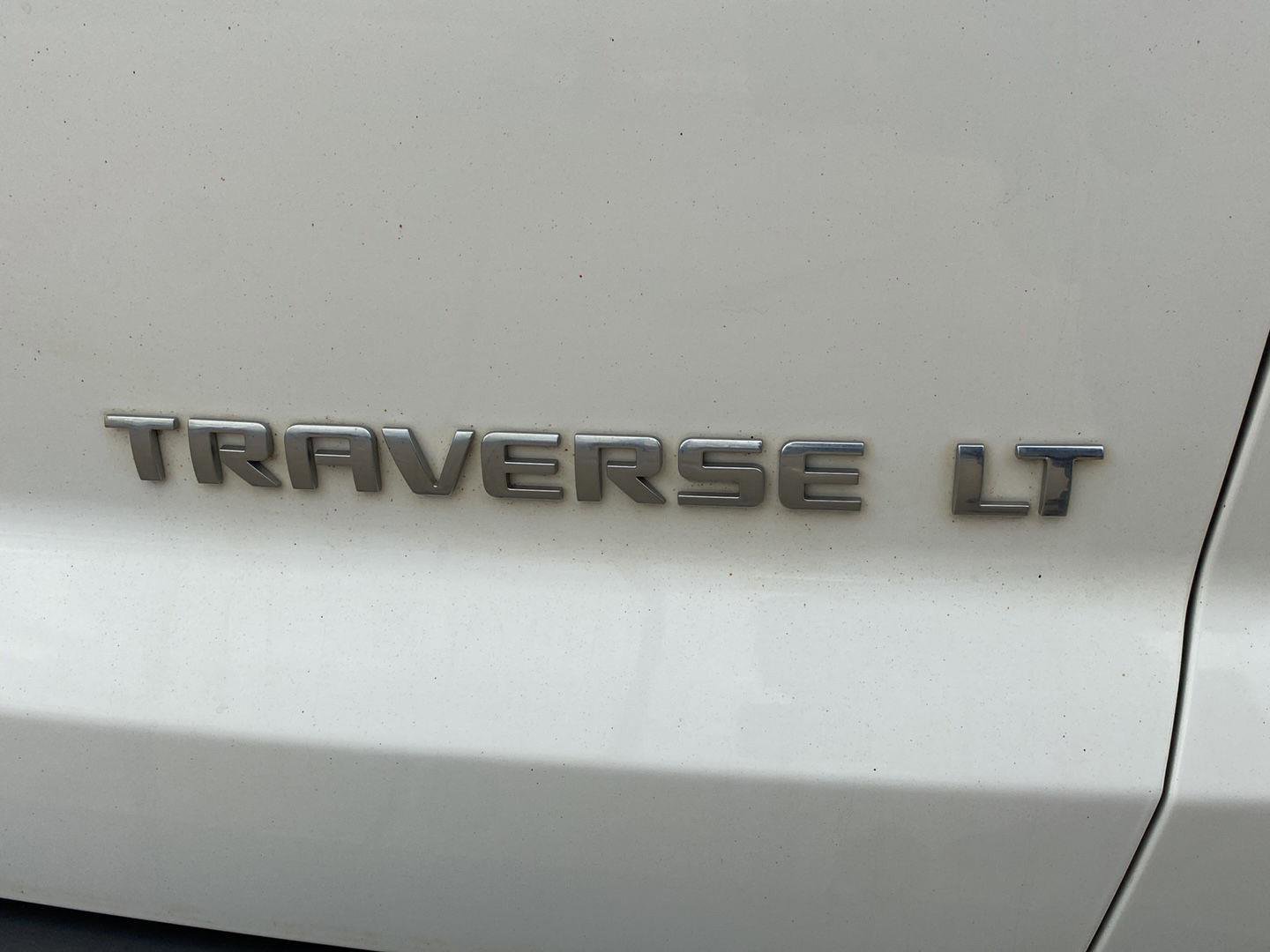 Used 2012 Chevrolet Traverse LT FWD image 30