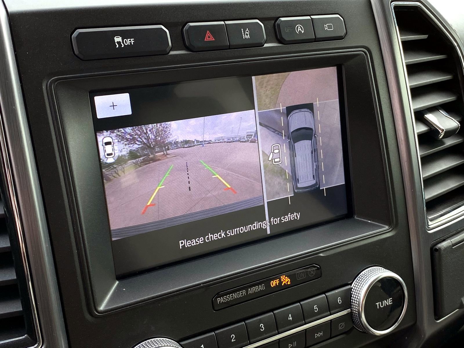 Used 2020 Ford Expedition Platinum image 17