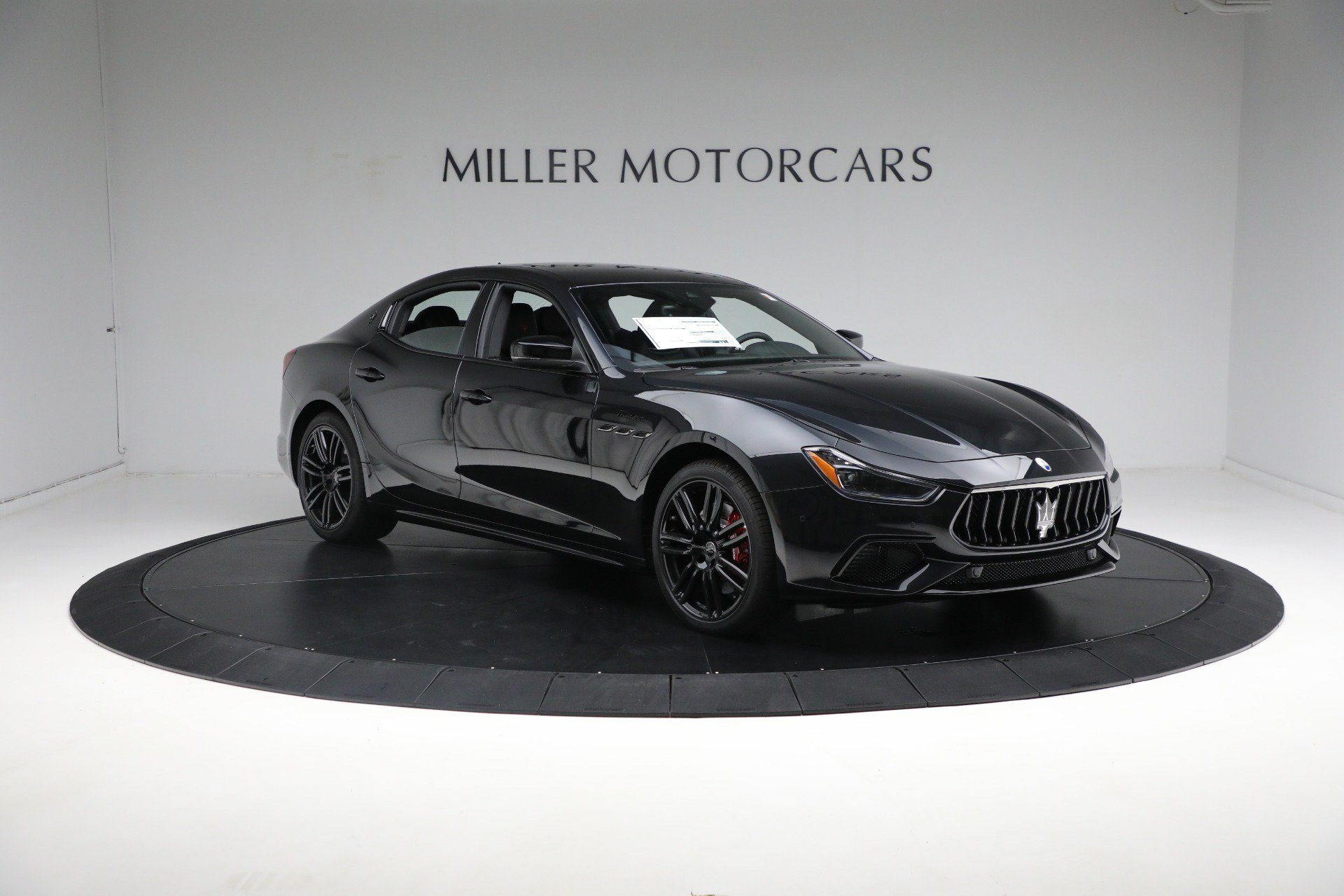 Certified 2024 Maserati Ghibli Modena Q4 AWD/4WD image 20