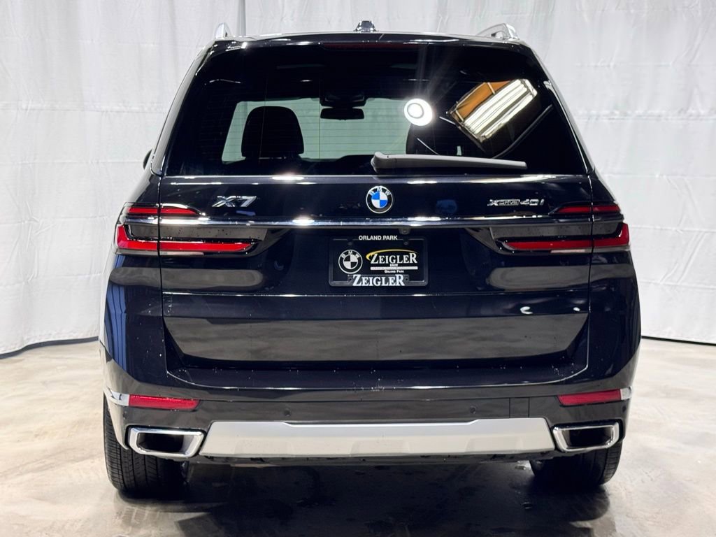 Certified 2024 BMW X7 xDrive40i w/ Executive Package image 5