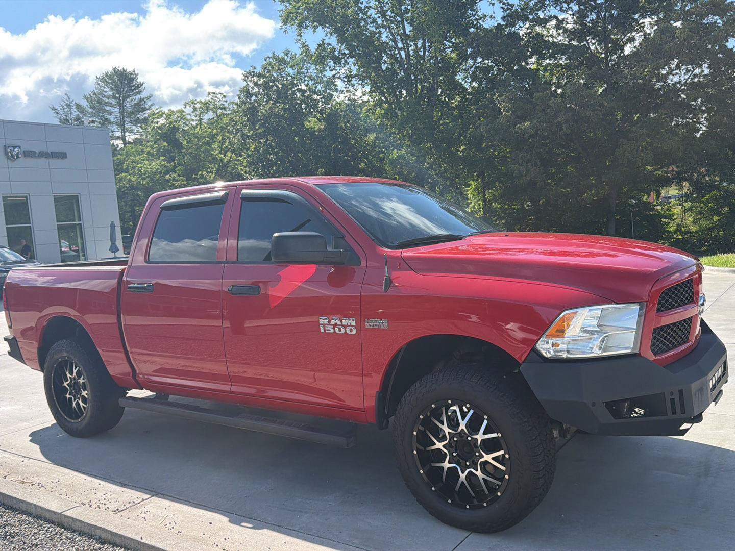 Used 2013 RAM 1500 Express AWD/4WD image 2