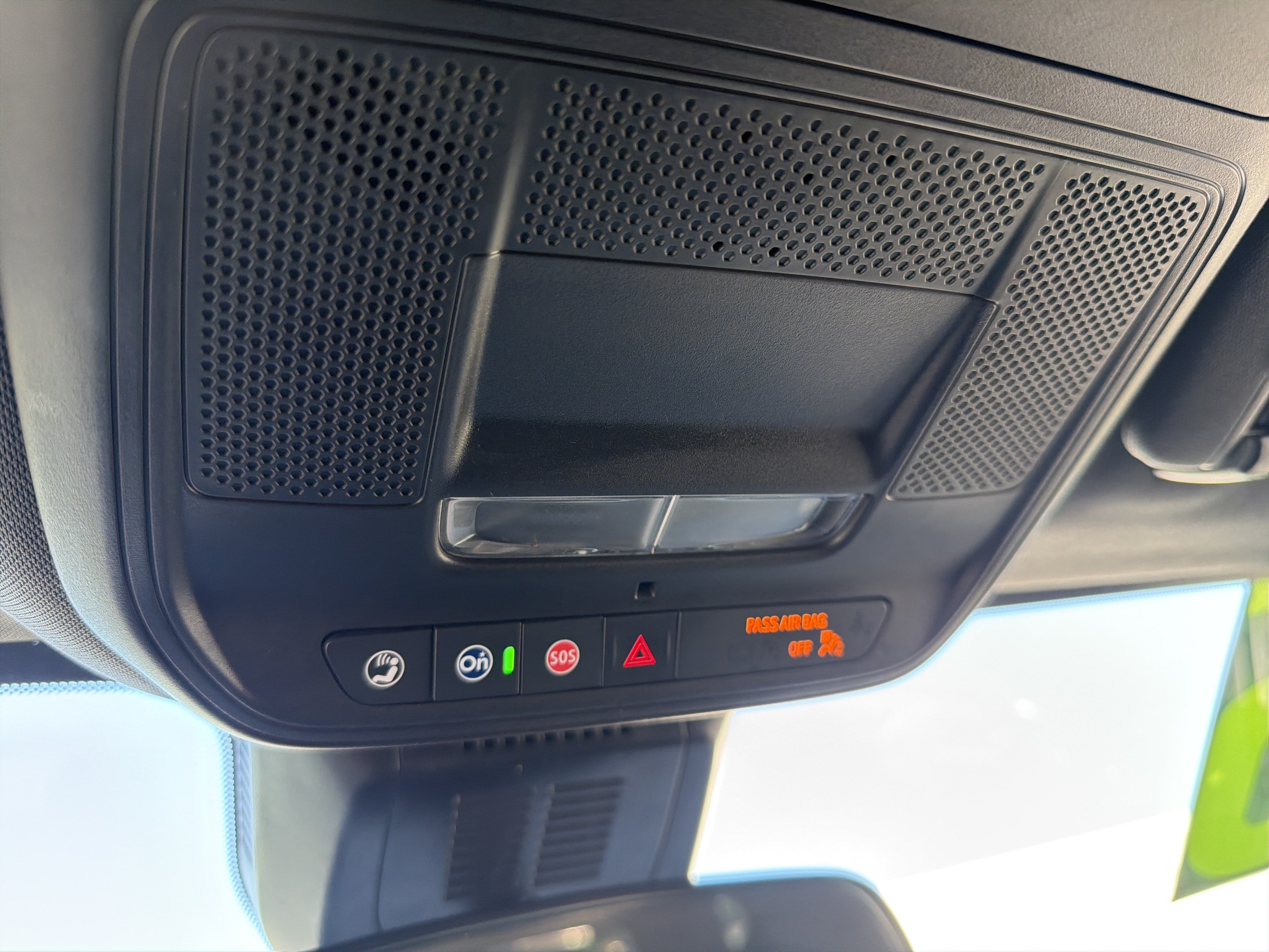 Used 2025 GMC Terrain Elevation FWD image 5