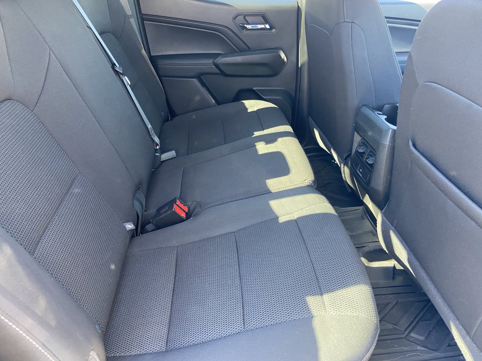 Certified 2025 GMC Canyon Elevation w/ Technology Package RWD image 13