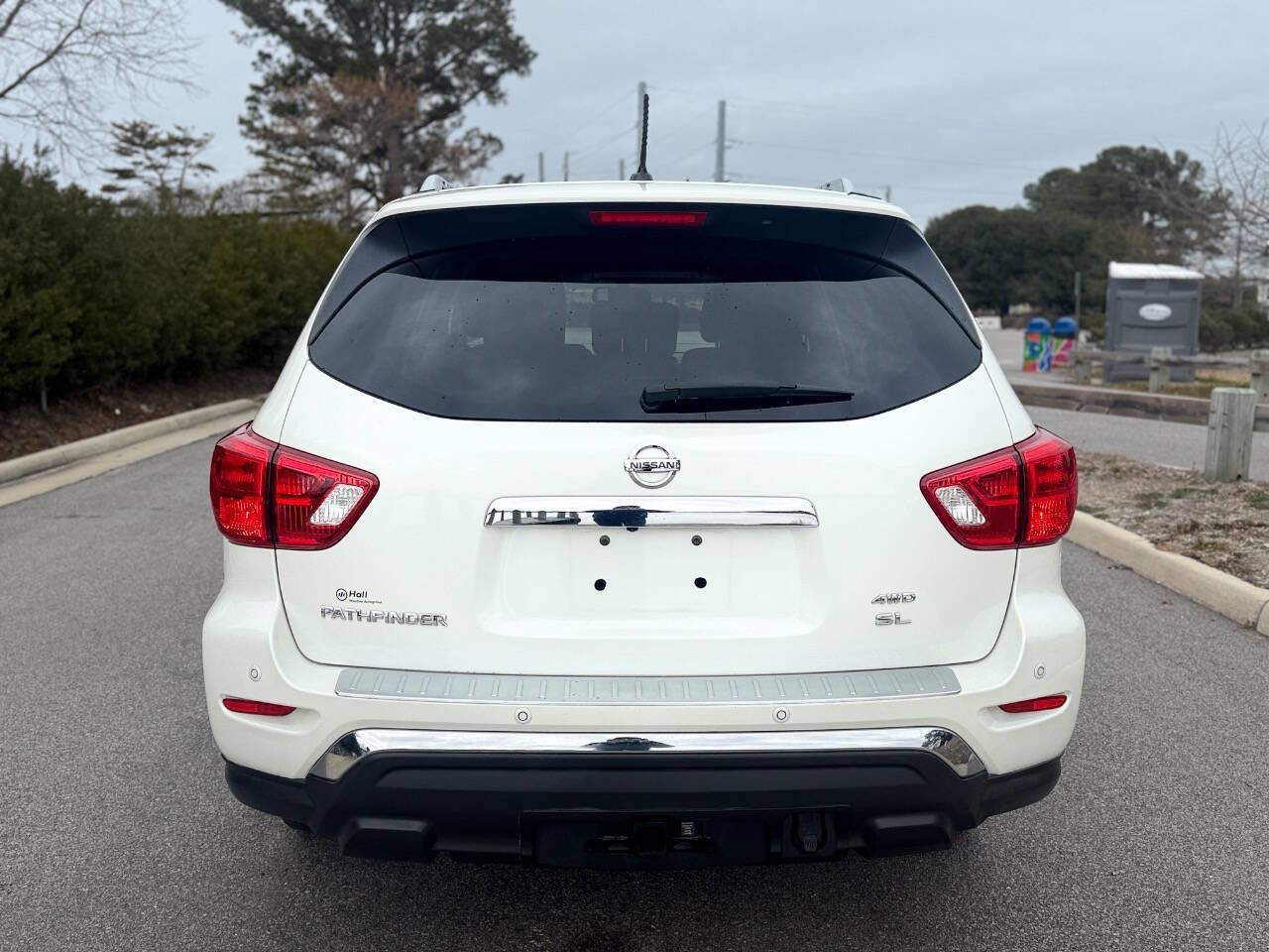 Used 2017 Nissan Pathfinder SL w/ SL Premium Package image 7