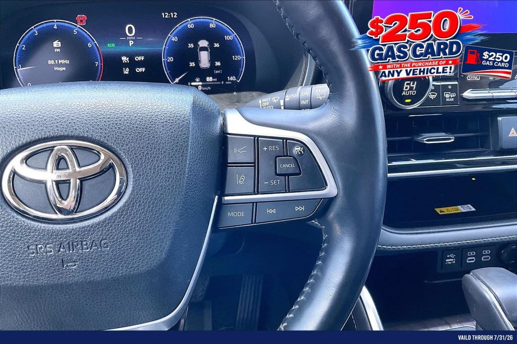 Used 2023 Toyota Highlander Platinum AWD/4WD image 19