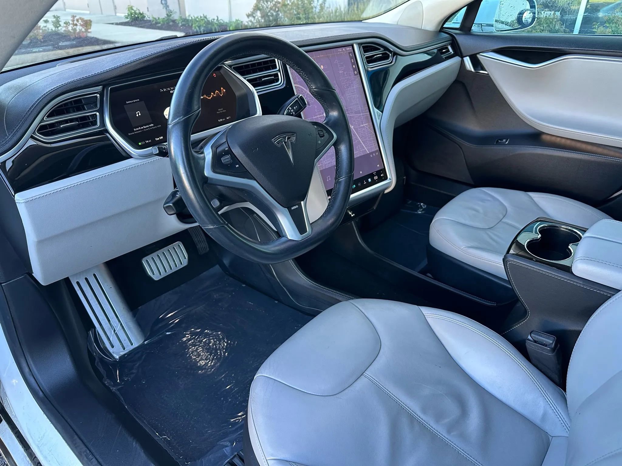 Used 2013 Tesla Model S Sedan 4D image 10