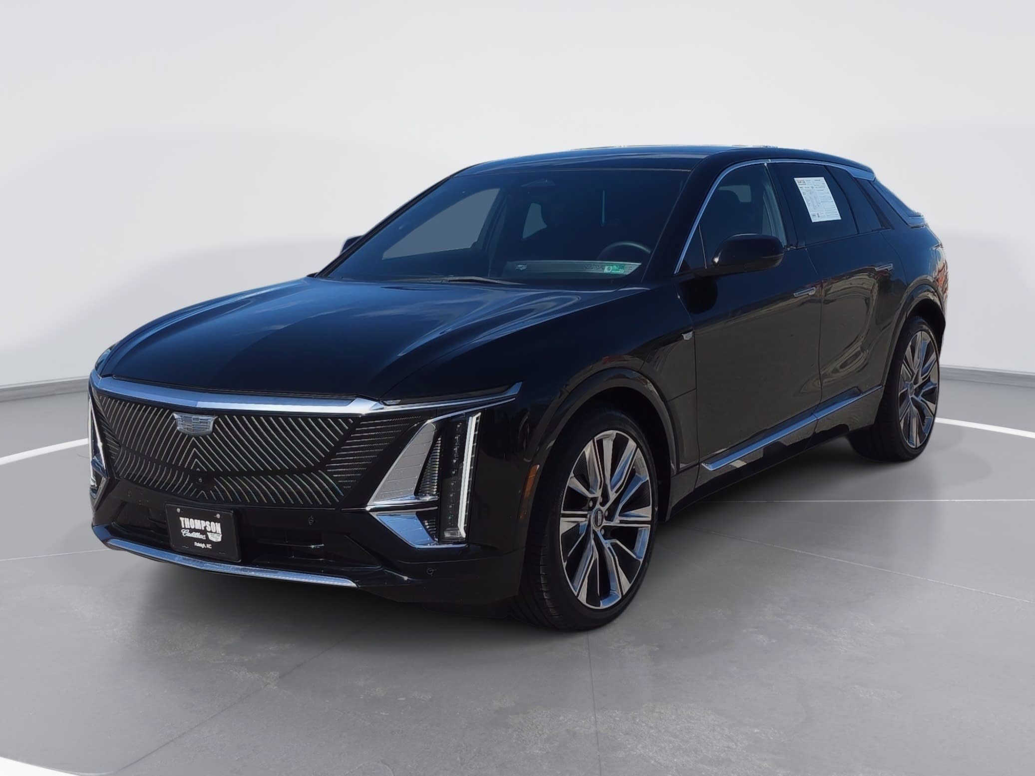 Used 2023 Cadillac Lyriq 2WD image 7