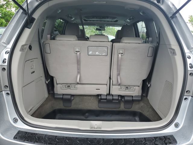 Used 2016 Honda Odyssey Touring Elite image 9