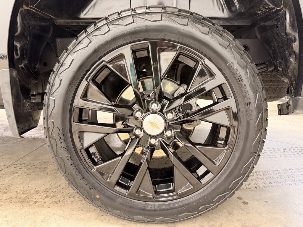 Used 2025 Chevrolet Silverado 1500 LT image 15