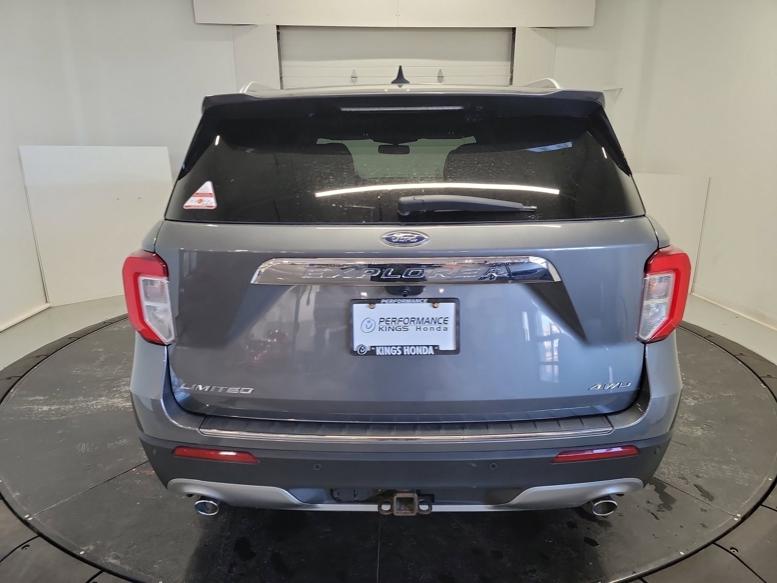 Used 2022 Ford Explorer Limited w/ Equipment Group 301A image 12