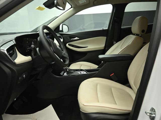 Used 2024 Buick Encore GX Avenir w/ Avenir Convenience Package image 9