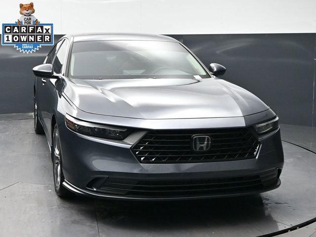 Used 2023 Honda Accord EX image 2